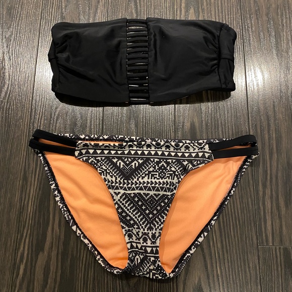 Xhilaration Other - 4 for 20❣️ Xhilaration two piece bathing suit size M